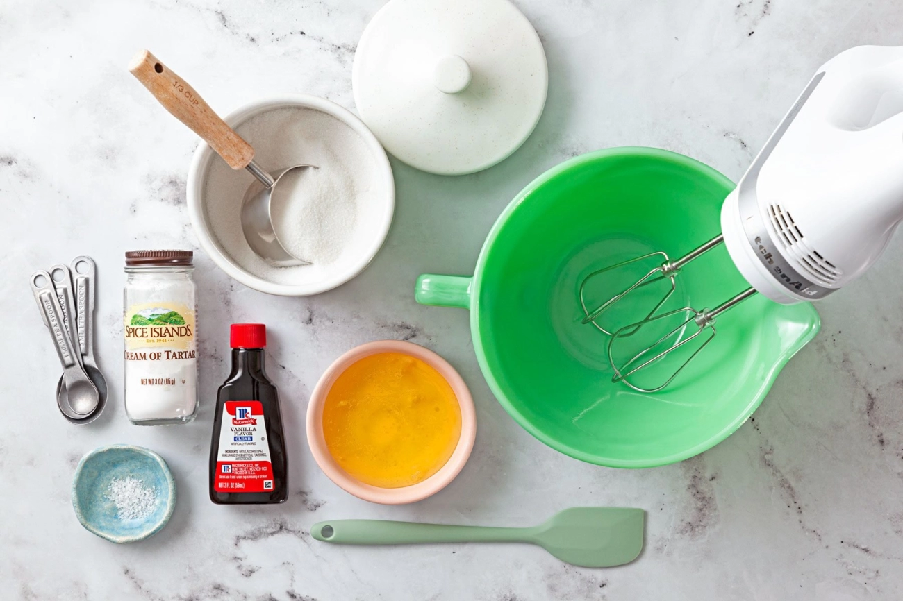 How to Craft Delicate Meringue Cookies Perfectly Every Time