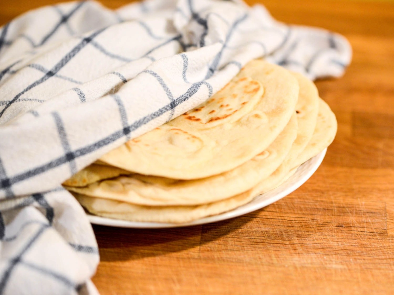 Soft Homemade Tortillas Step by Step Easy Recipe for Soft Flour Wraps